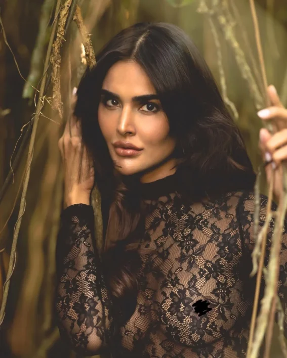 Nathalia Kaur Glamour Photoshoot