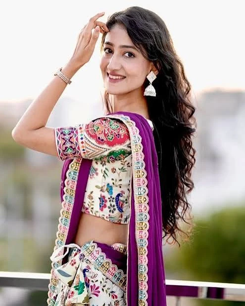 Neha Byadwal IAS Officer